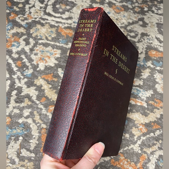 “Streams In The Desert” Daily Devotional Reading by Mrs. Chas. E. Cowman - Picture 2 of 9